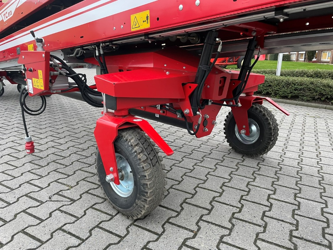 Grimme TC 813 - Rental - Stoccaggio attrezzatura: foto 3 Grimme TC 813 - Rental - Stoccaggio attrezzatura: foto 3