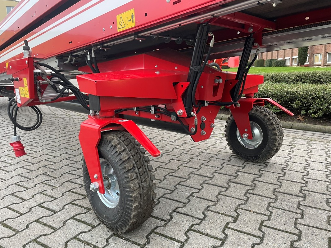 Grimme TC 816 - Rental - Stoccaggio attrezzatura: foto 2 Grimme TC 816 - Rental - Stoccaggio attrezzatura: foto 2