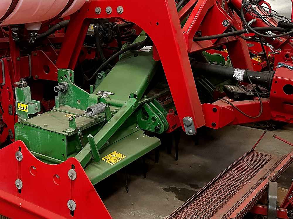 Amazone KG 3000 / AD 3000 - Macchina da raccolta: foto 1 Amazone KG 3000 / AD 3000 - Macchina da raccolta: foto 1