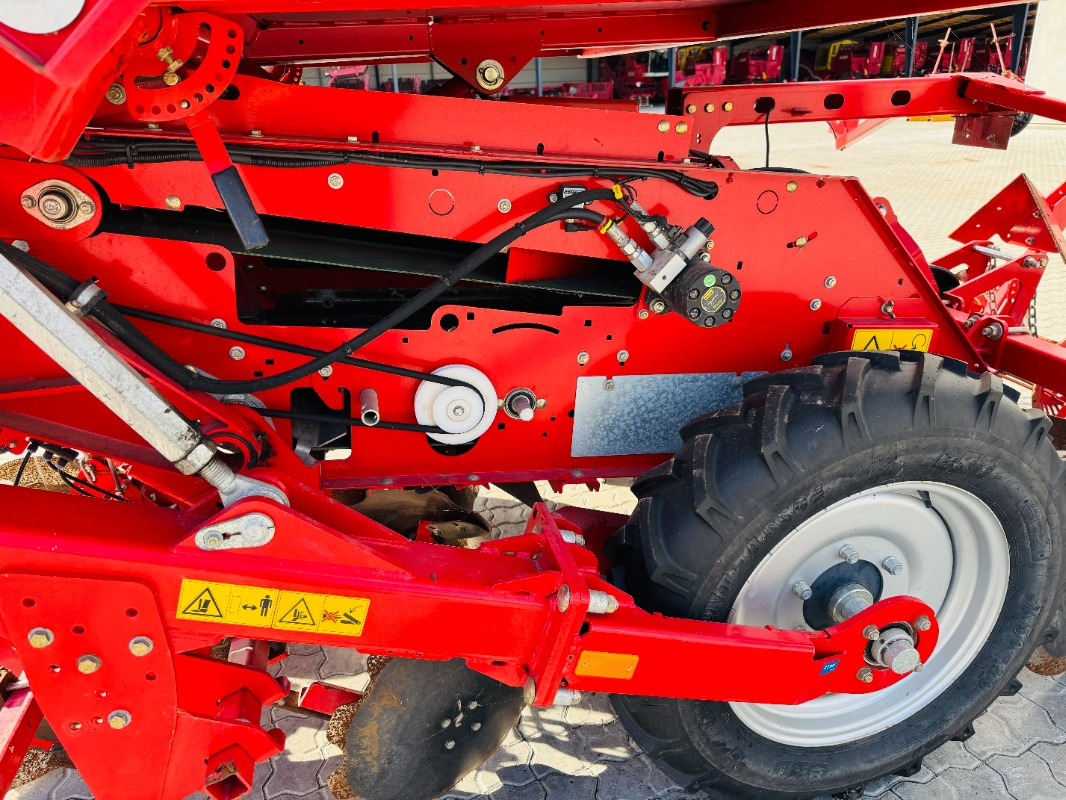 GRIMME GB-215 - Macchina da raccolta: foto 4 GRIMME GB-215 - Macchina da raccolta: foto 4