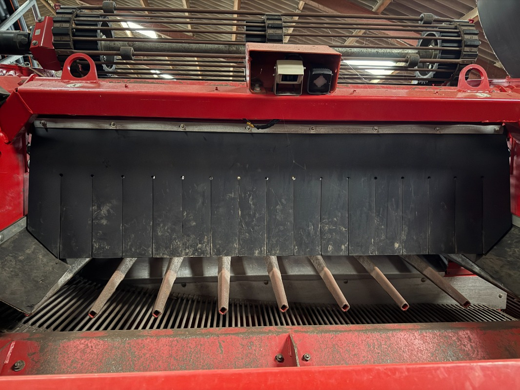Grimme CS-170 RotaPower XL - Scava raccogli patate: foto 3 Grimme CS-170 RotaPower XL - Scava raccogli patate: foto 3