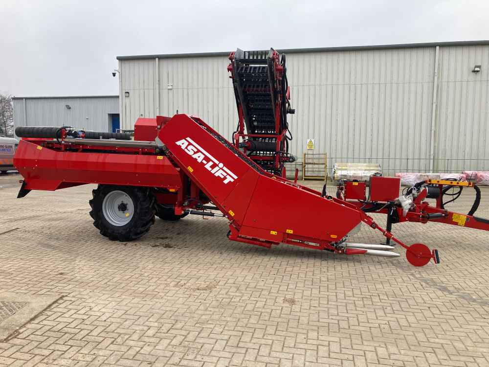 ASA-Lift ASA Lift TC1010E Single Row Trailed Cabbage Harvester - Vendemmiatrice: foto 1 ASA-Lift ASA Lift TC1010E Single Row Trailed Cabbage Harvester - Vendemmiatrice: foto 1