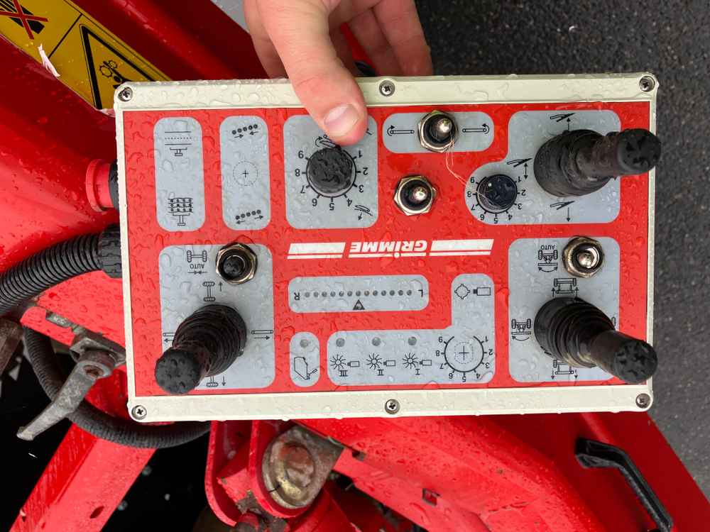 Grimme CS 150 - Scava raccogli patate: foto 2 Grimme CS 150 - Scava raccogli patate: foto 2