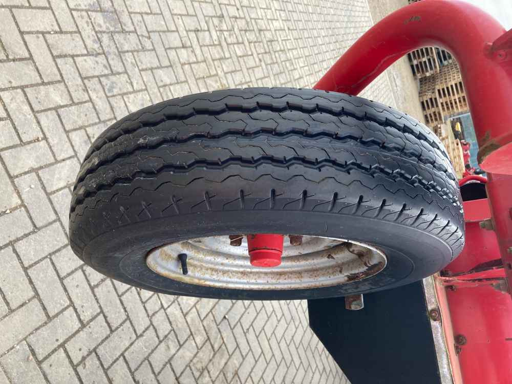Grimme Grimme HT 210 Front Mounted Self-Propelled Topper - Macchina da raccolta: foto 5 Grimme Grimme HT 210 Front Mounted Self-Propelled Topper - Macchina da raccolta: foto 5