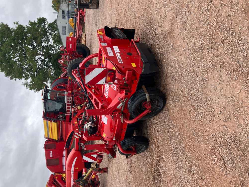 Grimme Grimme HT 210 Front Mounted Self-Propelled Topper - Macchina da raccolta: foto 1 Grimme Grimme HT 210 Front Mounted Self-Propelled Topper - Macchina da raccolta: foto 1