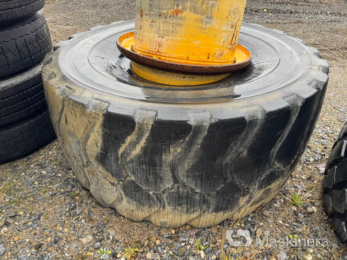 Däck Bridgestone 26.5R25 - Ruota completa per Macchina da cantiere: foto 3 Däck Bridgestone 26.5R25 - Ruota completa per Macchina da cantiere: foto 3