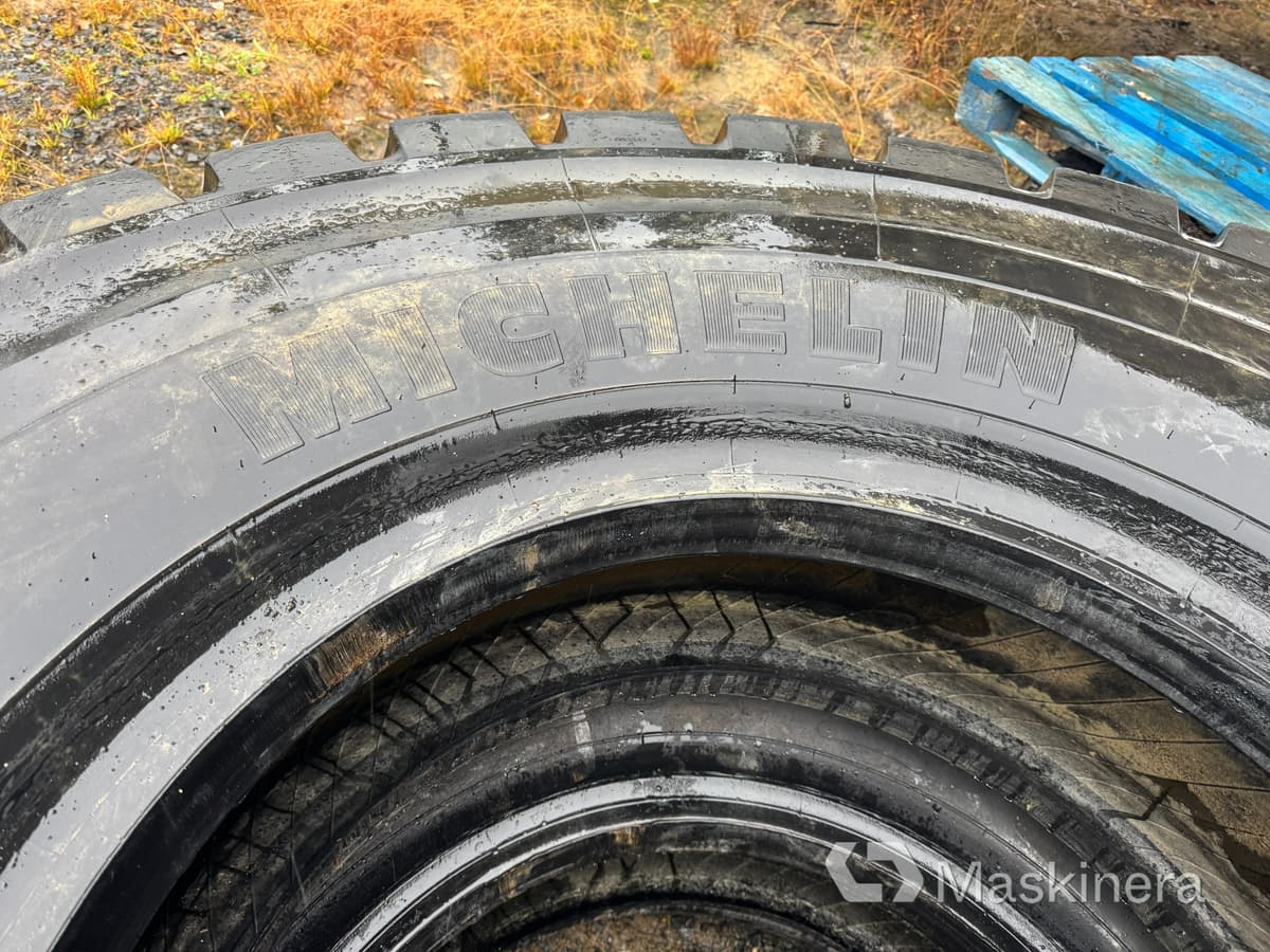 Däck Michelin 18.00 R 33 XDT - Pneumatico per Macchina da cantiere: foto 5 Däck Michelin 18.00 R 33 XDT - Pneumatico per Macchina da cantiere: foto 5