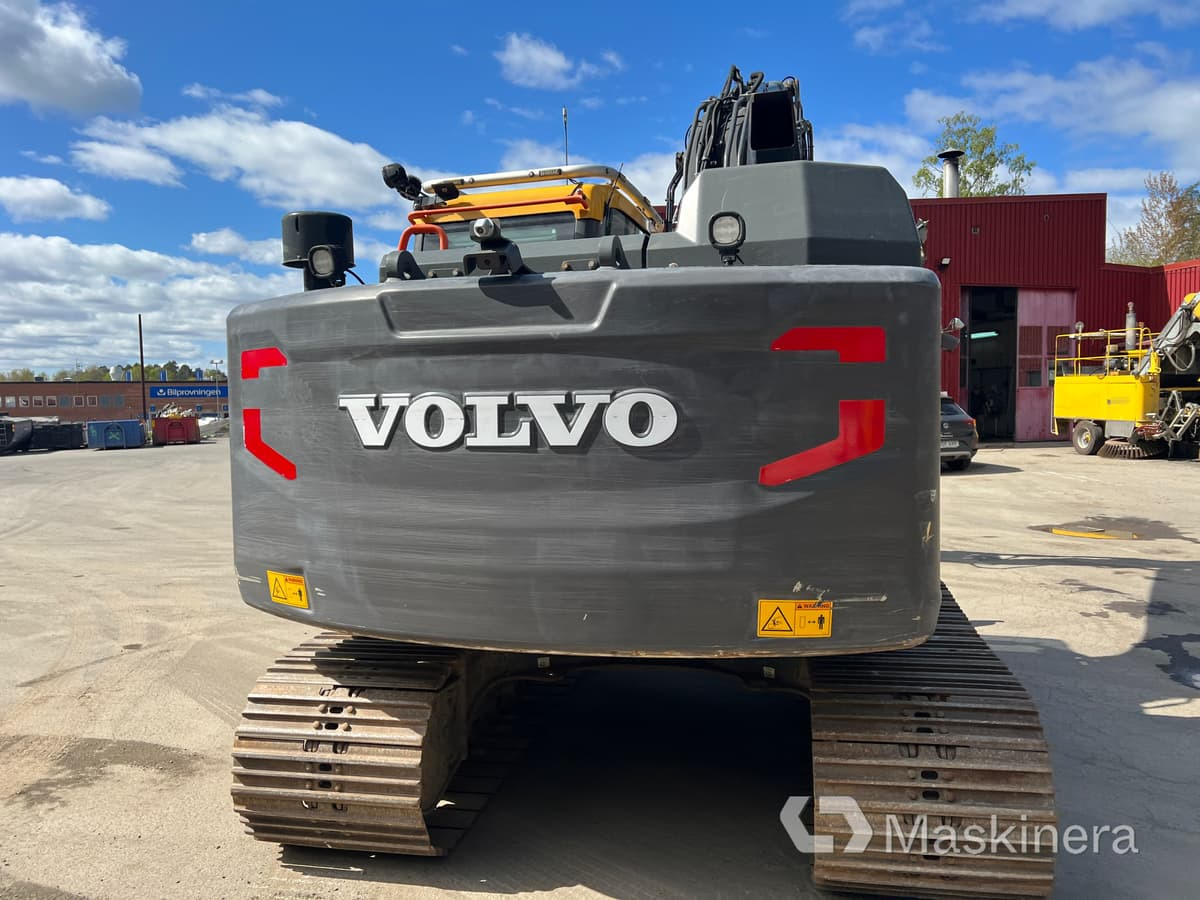 Grävmaskin Volvo EC140EL med 3 skopor - Escavatore cingolato: foto 5 Grävmaskin Volvo EC140EL med 3 skopor - Escavatore cingolato: foto 5