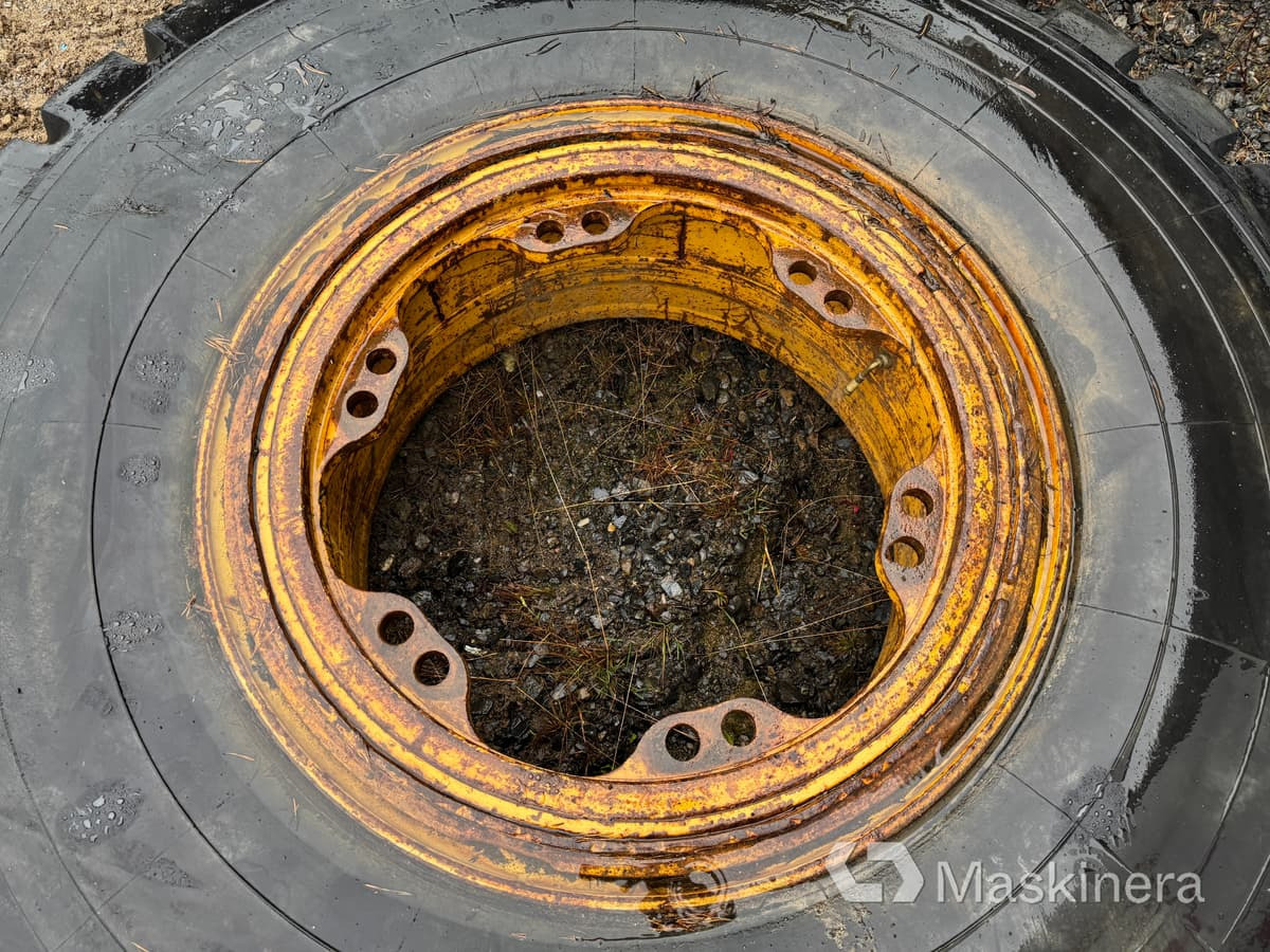 Hjul Marangoni 18.00-33 MDT - Ruota completa per Macchina da cantiere: foto 5 Hjul Marangoni 18.00-33 MDT - Ruota completa per Macchina da cantiere: foto 5