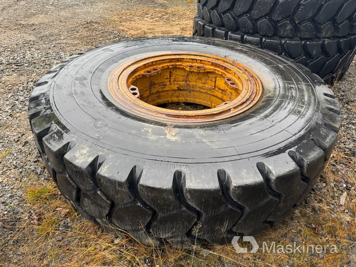 Hjul Marangoni 18.00-33 MDT - Ruota completa per Macchina da cantiere: foto 3 Hjul Marangoni 18.00-33 MDT - Ruota completa per Macchina da cantiere: foto 3