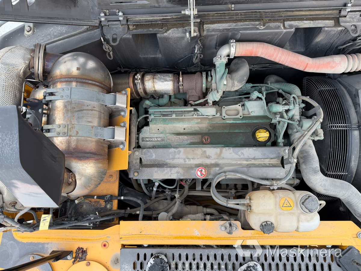 Escavatore cingolato Hjulgrävare Volvo EW160E med tillbehör: foto 45