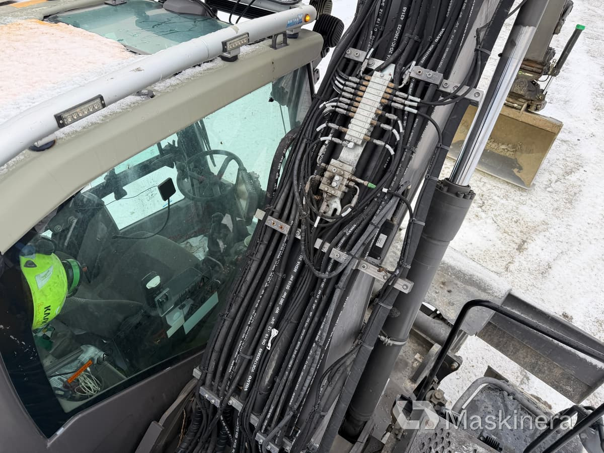 Escavatore cingolato Hjulgrävare Volvo EW160E med tillbehör: foto 50