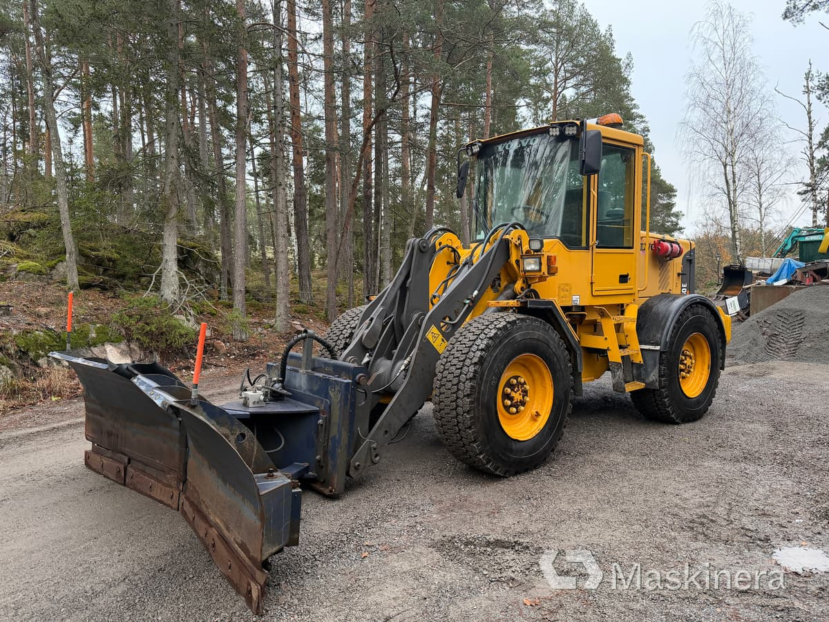 Hjullastare Volvo L50E med tillbehör - Pala gommata: foto 1 Hjullastare Volvo L50E med tillbehör - Pala gommata: foto 1