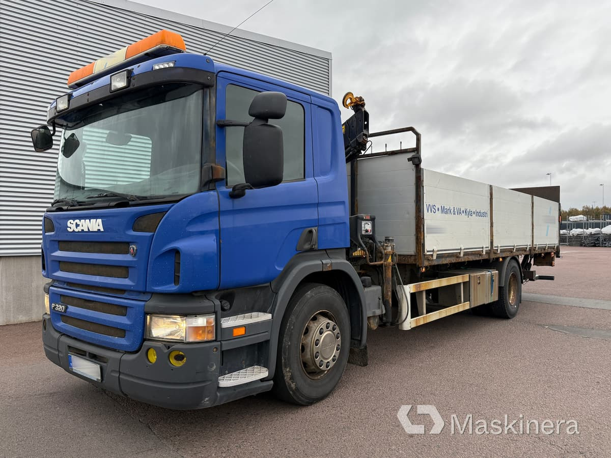 Kranbil Scania P320 - Autocarro con pianale/ Cassone fisso, Camion con gru: foto 1 Kranbil Scania P320 - Autocarro con pianale/ Cassone fisso, Camion con gru: foto 1