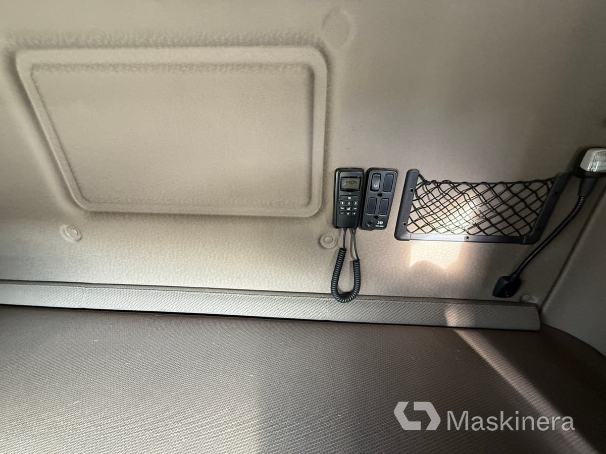 Autocarro furgonato Scania R410LB 6X2*4MNB Skåpbil Scania R410LB: foto 36 Autocarro furgonato Scania R410LB 6X2*4MNB Skåpbil Scania R410LB: foto 36