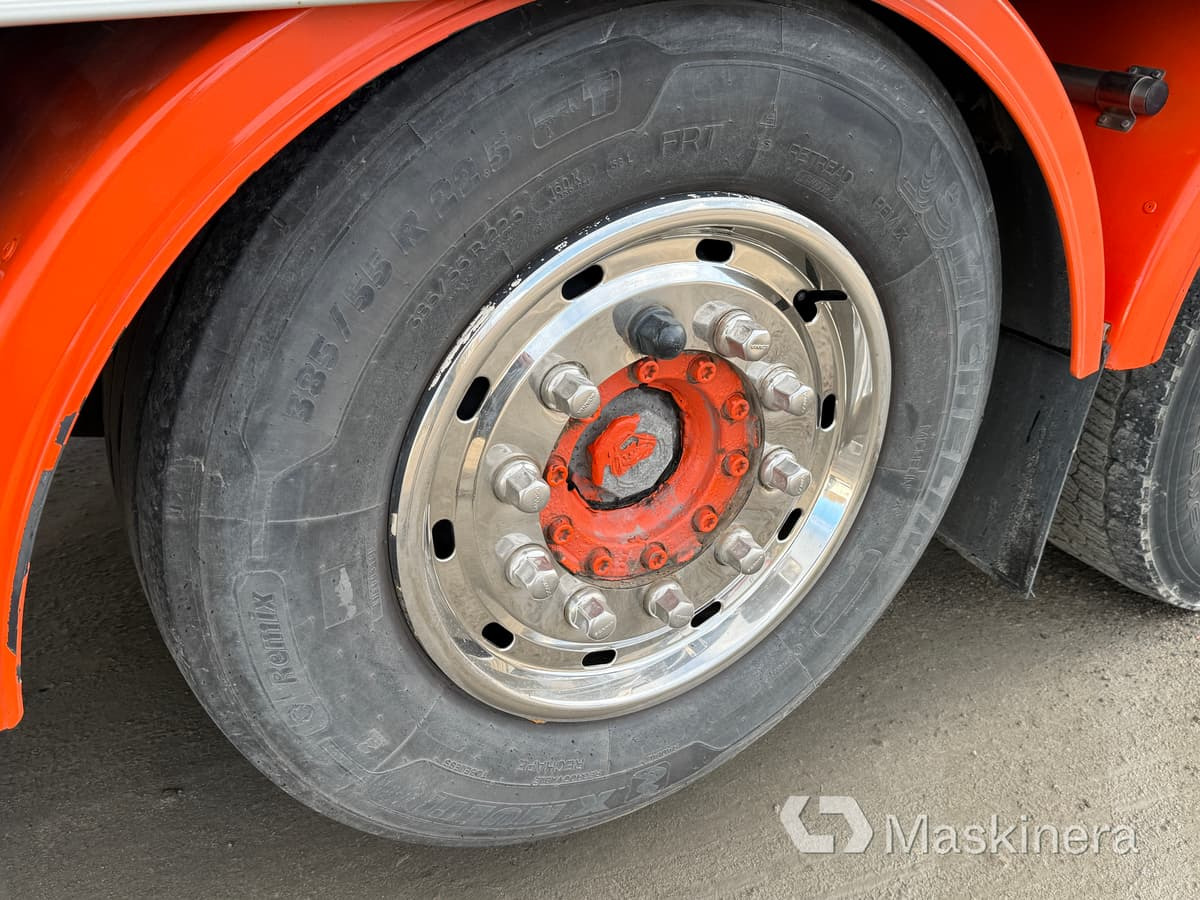 Autocarro furgonato Scania R410LB 6X2*4MNB Skåpbil Scania R410LB: foto 13 Autocarro furgonato Scania R410LB 6X2*4MNB Skåpbil Scania R410LB: foto 13