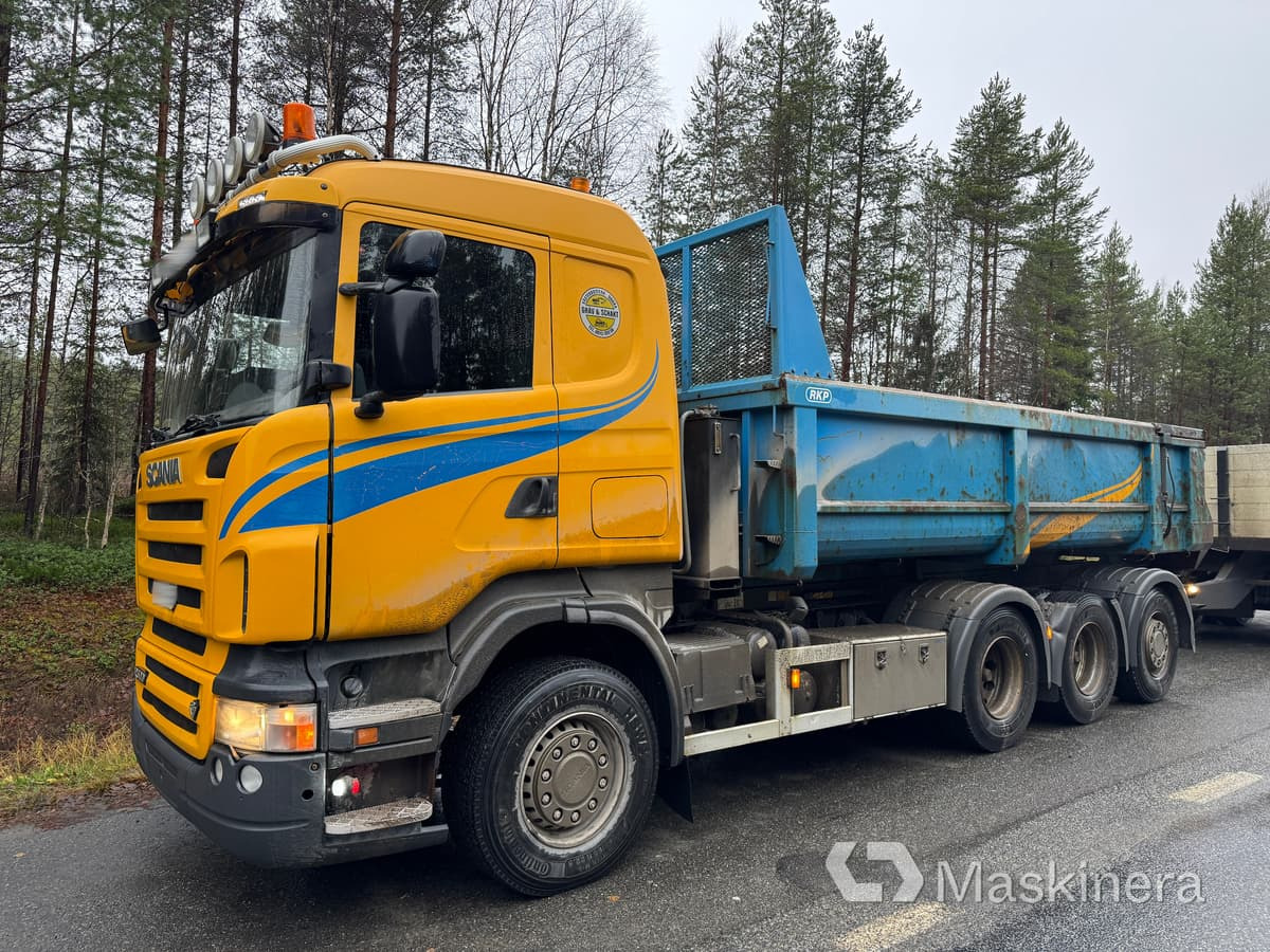 Scania R500LB8X4*4HHA Kassett bil Scania R500 tridem med vagn - Autocarro ribaltabile: foto 1 Scania R500LB8X4*4HHA Kassett bil Scania R500 tridem med vagn - Autocarro ribaltabile: foto 1