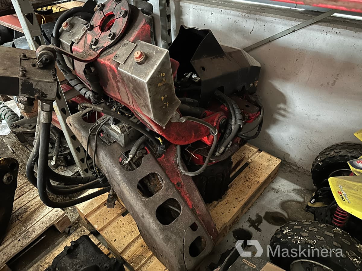 Skördaraggregat SP 451 (reservdelsobjekt) - Testa di abbattimento: foto 5 Skördaraggregat SP 451 (reservdelsobjekt) - Testa di abbattimento: foto 5