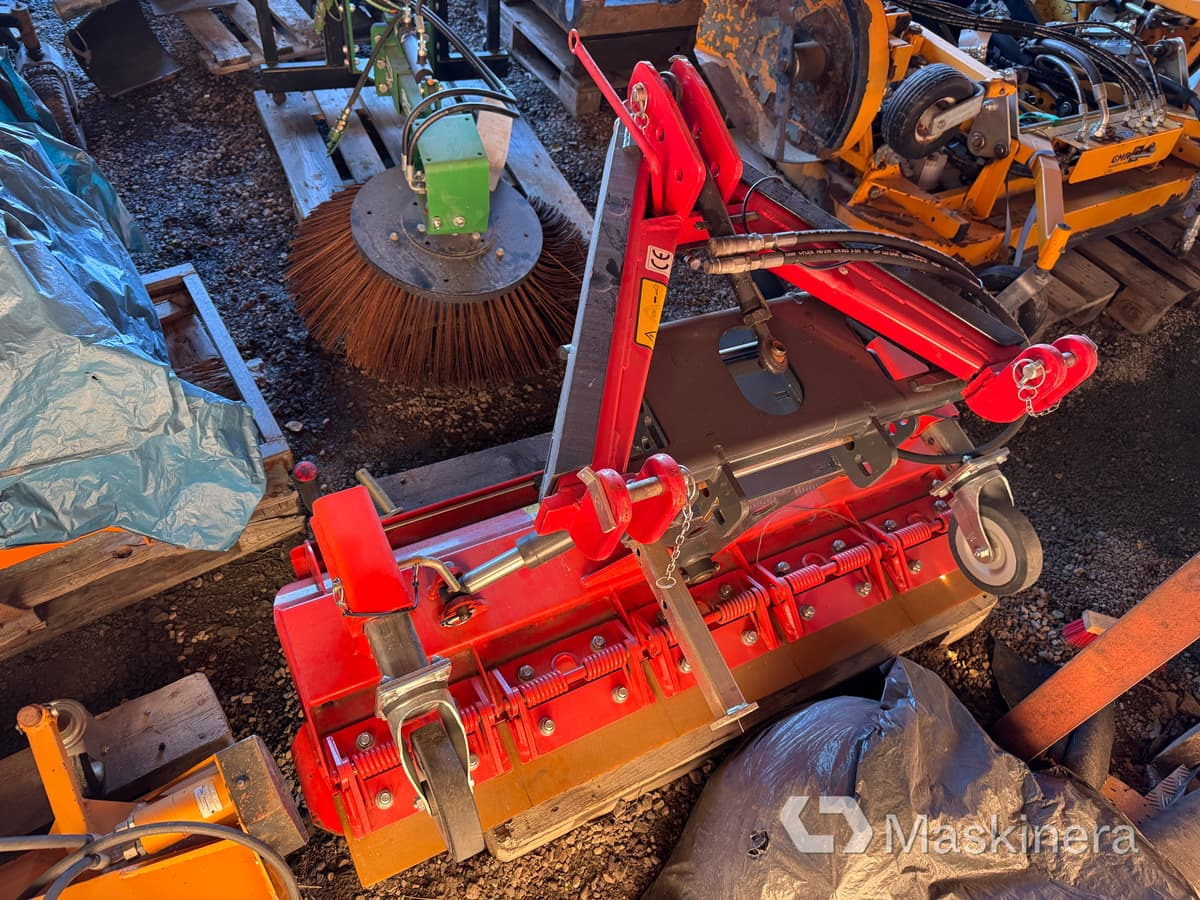 Snöblad Adler S-serie 150 - Lama neve: foto 5 Snöblad Adler S-serie 150 - Lama neve: foto 5