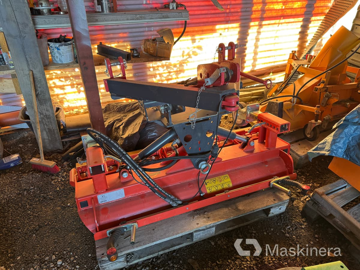 Snöblad Adler S-serie 150 - Lama neve: foto 1 Snöblad Adler S-serie 150 - Lama neve: foto 1