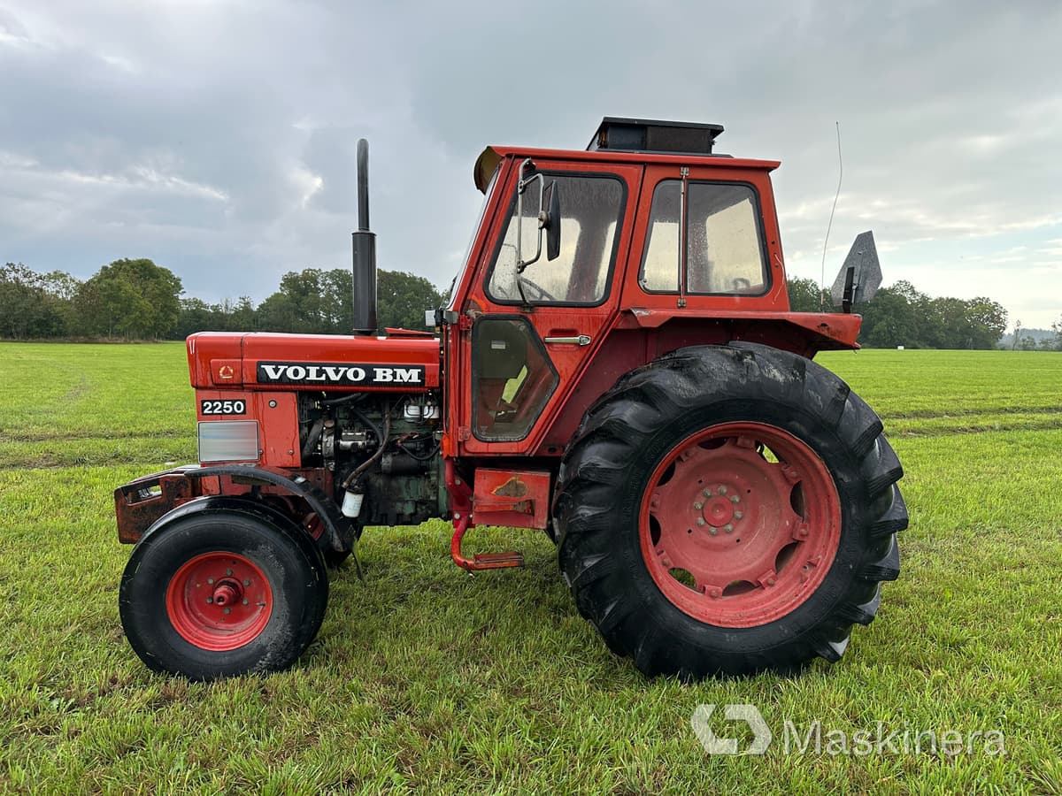 Volvo BM 2250 Traktor Volvo BM 2250 - Trattore: foto 2 Volvo BM 2250 Traktor Volvo BM 2250 - Trattore: foto 2