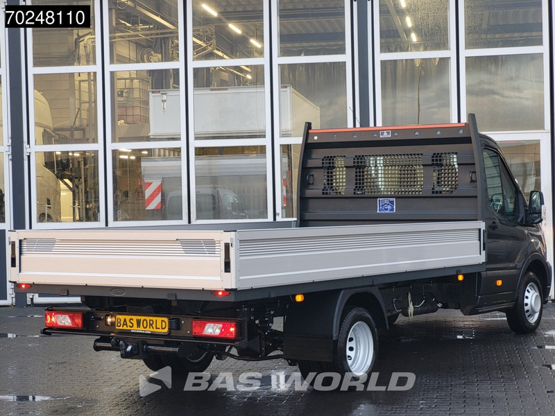 Ford Transit 165pk Open laadbak Dubbellucht Pritsche Trekhaak Airco Cruise Camera Airco Trekhaak Cruise control - Furgone con cassone fisso: foto 5 Ford Transit 165pk Open laadbak Dubbellucht Pritsche Trekhaak Airco Cruise Camera Airco Trekhaak Cruise control - Furgone con cassone fisso: foto 5
