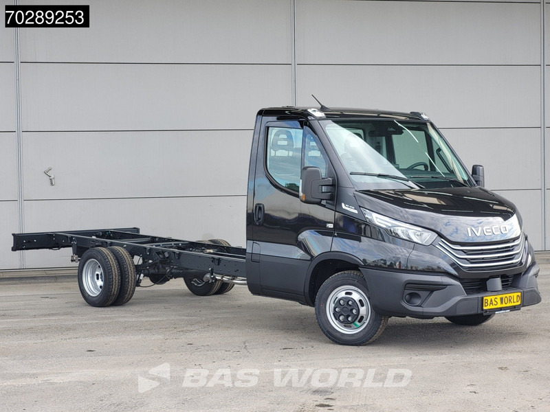 Iveco Daily 35C21 Automaat Chassis Cabine 410WB ACC LED Parkeersensoren Fahrgestell Chassis - Furgone: foto 3 Iveco Daily 35C21 Automaat Chassis Cabine 410WB ACC LED Parkeersensoren Fahrgestell Chassis - Furgone: foto 3