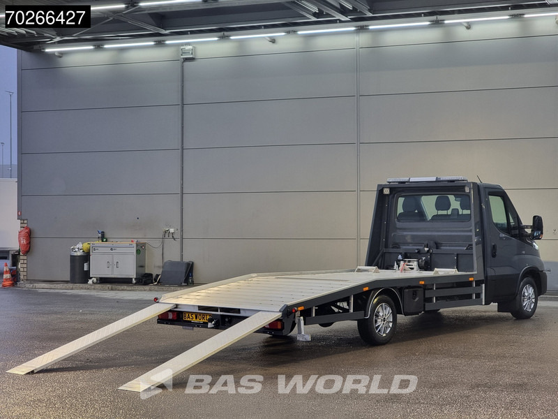 Iveco Daily 35S18 3.0L Automaat Autotransporter 2025model LED ACC Lier Zwaailamp Oprijwagen Cartransporter Airco - Furgone: foto 3 Iveco Daily 35S18 3.0L Automaat Autotransporter 2025model LED ACC Lier Zwaailamp Oprijwagen Cartransporter Airco - Furgone: foto 3