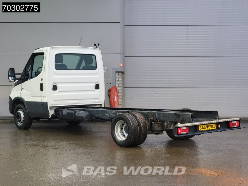 Iveco Daily 70C21 3.0L Automaat Luchtvering 435cm WB 210PK Chassis Cabine Airco Cruise Standkachel Euro6 Chassis Fahrgestell Airco Cruise co - Furgone: foto 2 Iveco Daily 70C21 3.0L Automaat Luchtvering 435cm WB 210PK Chassis Cabine Airco Cruise Standkachel Euro6 Chassis Fahrgestell Airco Cruise co - Furgone: foto 2