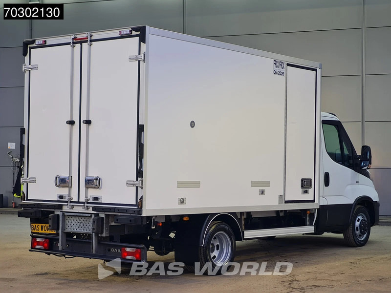 Iveco Daily 35C14 Bi-Temp Koelwagen Vriezer Zijdeur Achterdeuren Dubbellucht Thermo King V500 MAX 230v Stekker Euro6 Koel Koeler Koelwagen B - Furgone frigo: foto 5 Iveco Daily 35C14 Bi-Temp Koelwagen Vriezer Zijdeur Achterdeuren Dubbellucht Thermo King V500 MAX 230v Stekker Euro6 Koel Koeler Koelwagen B - Furgone frigo: foto 5