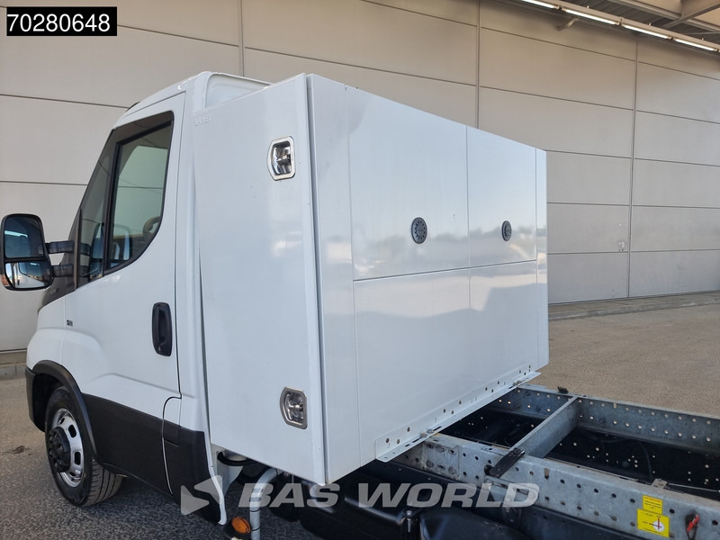 Iveco Daily 35C14 Kipper met Kist Dubbellucht 3,5t Trekhaak Airco Cruise Camera Euro6 Tipper Benne Kieper Airco Trekhaak Cruise control - Furgone ribaltabile: foto 3 Iveco Daily 35C14 Kipper met Kist Dubbellucht 3,5t Trekhaak Airco Cruise Camera Euro6 Tipper Benne Kieper Airco Trekhaak Cruise control - Furgone ribaltabile: foto 3