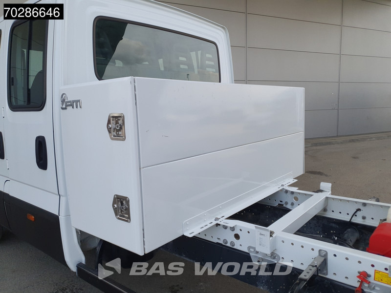Iveco Daily 35C16 3.0L Open Laadbak met Kist Dubbel Cabine Dubbellucht 3,5t Trekhaak Airco Cruise Euro6 Pritsche Pickup Open Box Airco Trekh - Furgone con cassone fisso: foto 3 Iveco Daily 35C16 3.0L Open Laadbak met Kist Dubbel Cabine Dubbellucht 3,5t Trekhaak Airco Cruise Euro6 Pritsche Pickup Open Box Airco Trekh - Furgone con cassone fisso: foto 3