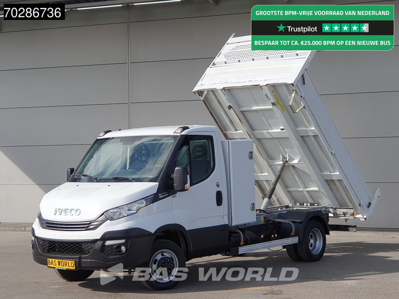 Iveco Daily 35C18 3.0L Automaat Kipper met Kist Dubbellucht 3,5t Trekhaak Airco Euro6 Tipper Kieper Benne 2m3 Airco Trekhaak Cruise control - Furgone ribaltabile: foto 1 Iveco Daily 35C18 3.0L Automaat Kipper met Kist Dubbellucht 3,5t Trekhaak Airco Euro6 Tipper Kieper Benne 2m3 Airco Trekhaak Cruise control - Furgone ribaltabile: foto 1