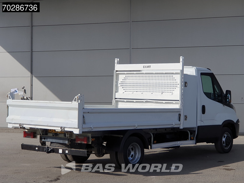 Iveco Daily 35C18 3.0L Automaat Kipper met Kist Dubbellucht 3,5t Trekhaak Airco Euro6 Tipper Kieper Benne 2m3 Airco Trekhaak Cruise control - Furgone ribaltabile: foto 5 Iveco Daily 35C18 3.0L Automaat Kipper met Kist Dubbellucht 3,5t Trekhaak Airco Euro6 Tipper Kieper Benne 2m3 Airco Trekhaak Cruise control - Furgone ribaltabile: foto 5