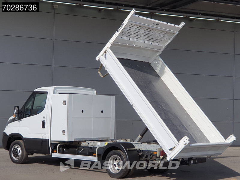 Iveco Daily 35C18 3.0L Automaat Kipper met Kist Dubbellucht 3,5t Trekhaak Airco Euro6 Tipper Kieper Benne 2m3 Airco Trekhaak Cruise control - Furgone ribaltabile: foto 2 Iveco Daily 35C18 3.0L Automaat Kipper met Kist Dubbellucht 3,5t Trekhaak Airco Euro6 Tipper Kieper Benne 2m3 Airco Trekhaak Cruise control - Furgone ribaltabile: foto 2