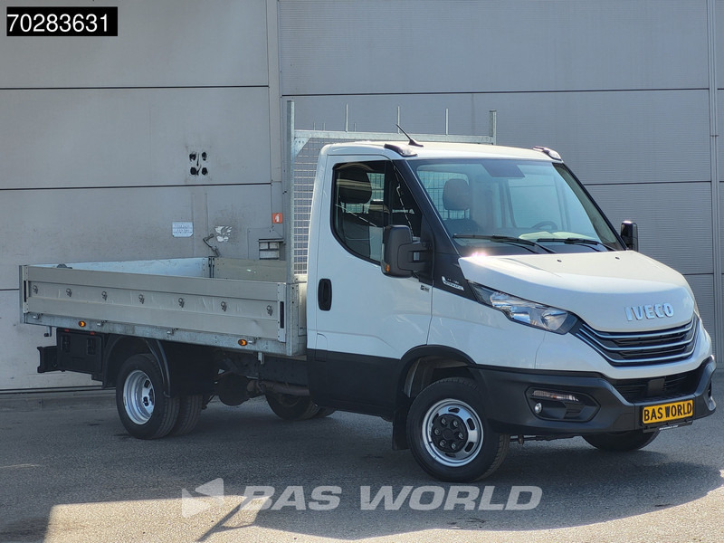 Iveco Daily 35C18 3.0L Open Laadbak Dubbellucht 3,5t Trekhaak Airco Cruise Camera Parkeersensoren Euro6 Meubelbak Koffer Airco Trekhaak Crui - Furgone con cassone fisso: foto 3 Iveco Daily 35C18 3.0L Open Laadbak Dubbellucht 3,5t Trekhaak Airco Cruise Camera Parkeersensoren Euro6 Meubelbak Koffer Airco Trekhaak Crui - Furgone con cassone fisso: foto 3