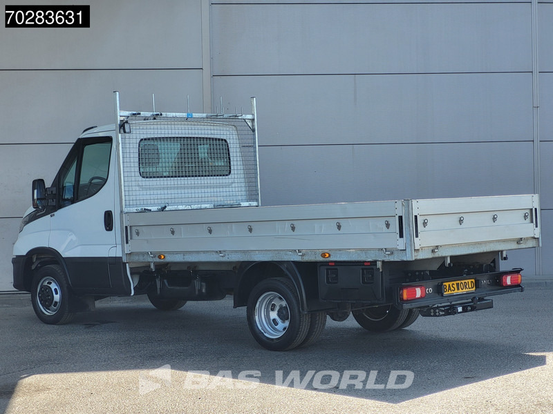 Iveco Daily 35C18 3.0L Open Laadbak Dubbellucht 3,5t Trekhaak Airco Cruise Camera Parkeersensoren Euro6 Meubelbak Koffer Airco Trekhaak Crui - Furgone con cassone fisso: foto 2 Iveco Daily 35C18 3.0L Open Laadbak Dubbellucht 3,5t Trekhaak Airco Cruise Camera Parkeersensoren Euro6 Meubelbak Koffer Airco Trekhaak Crui - Furgone con cassone fisso: foto 2