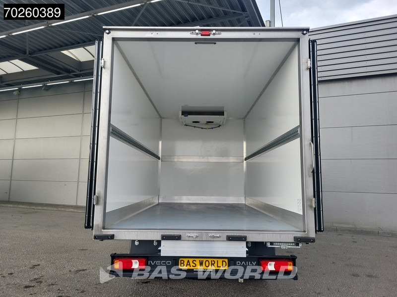Iveco Daily 35C21 3.0L Koelwagen Vries Carrier Xarios 350 230V stekker CarPlay Airco ACC Koel Koeler Vriezer Vrieswagen Kühler Bakwagen Kühl - Furgone frigo: foto 3 Iveco Daily 35C21 3.0L Koelwagen Vries Carrier Xarios 350 230V stekker CarPlay Airco ACC Koel Koeler Vriezer Vrieswagen Kühler Bakwagen Kühl - Furgone frigo: foto 3