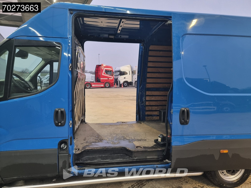 Iveco Daily 35S14 Automaat L2H2 2x schuifdeur LED Camera Airco Cruise L2 Airco Cruise control - Furgone chiuso: foto 3 Iveco Daily 35S14 Automaat L2H2 2x schuifdeur LED Camera Airco Cruise L2 Airco Cruise control - Furgone chiuso: foto 3
