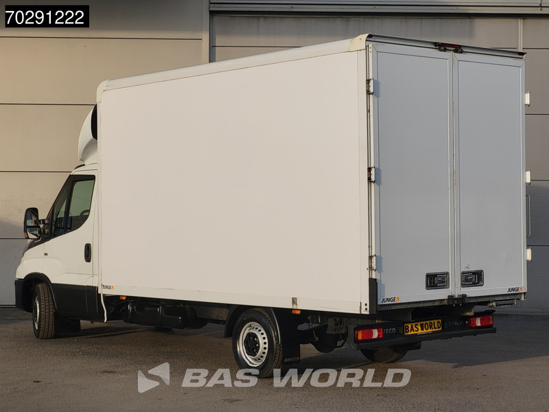 Iveco Daily 35S16 Automaat Bakwagen Achterdeuren 160PK Airco Camera Euro6 Meubelbak Koffer 21m3 Airco - Furgone box: foto 2 Iveco Daily 35S16 Automaat Bakwagen Achterdeuren 160PK Airco Camera Euro6 Meubelbak Koffer 21m3 Airco - Furgone box: foto 2