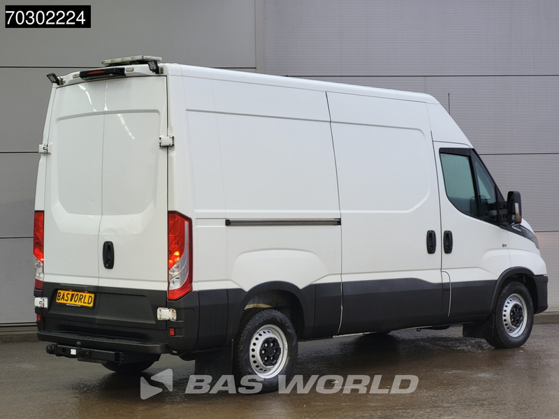 Iveco Daily 35S16 Automaat L2H2 3,5t Trekhaak ACC Navi Airco Camera Werkplaatsinrichting Euro6 L2 Airco Trekhaak - Furgone chiuso: foto 5 Iveco Daily 35S16 Automaat L2H2 3,5t Trekhaak ACC Navi Airco Camera Werkplaatsinrichting Euro6 L2 Airco Trekhaak - Furgone chiuso: foto 5