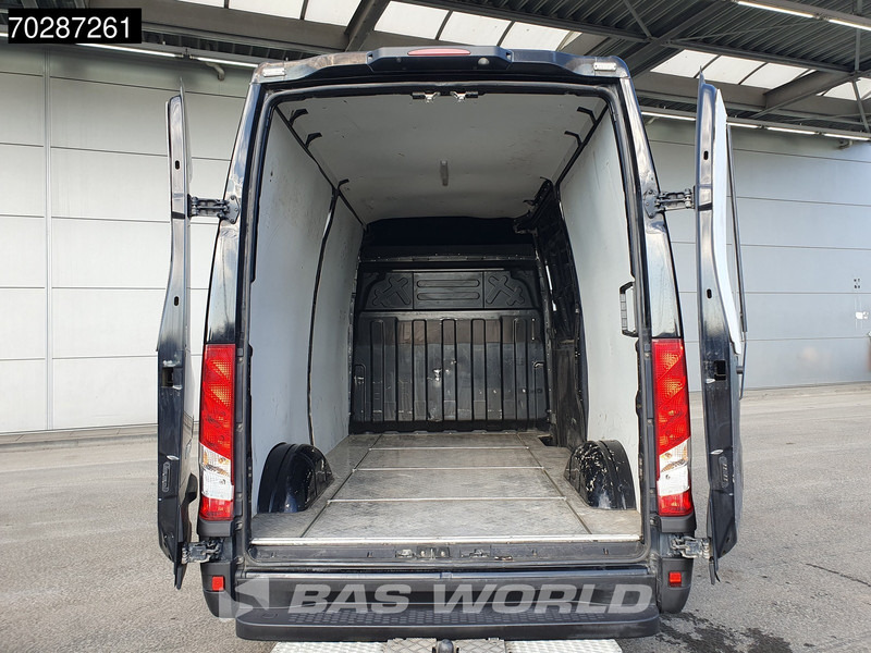Iveco Daily 35S16 Automaat L2H2 3,5t Trekhaak Airco Cruise Camera Euro6 L2 11m3 Airco Trekhaak Cruise control - Furgone chiuso: foto 3 Iveco Daily 35S16 Automaat L2H2 3,5t Trekhaak Airco Cruise Camera Euro6 L2 11m3 Airco Trekhaak Cruise control - Furgone chiuso: foto 3