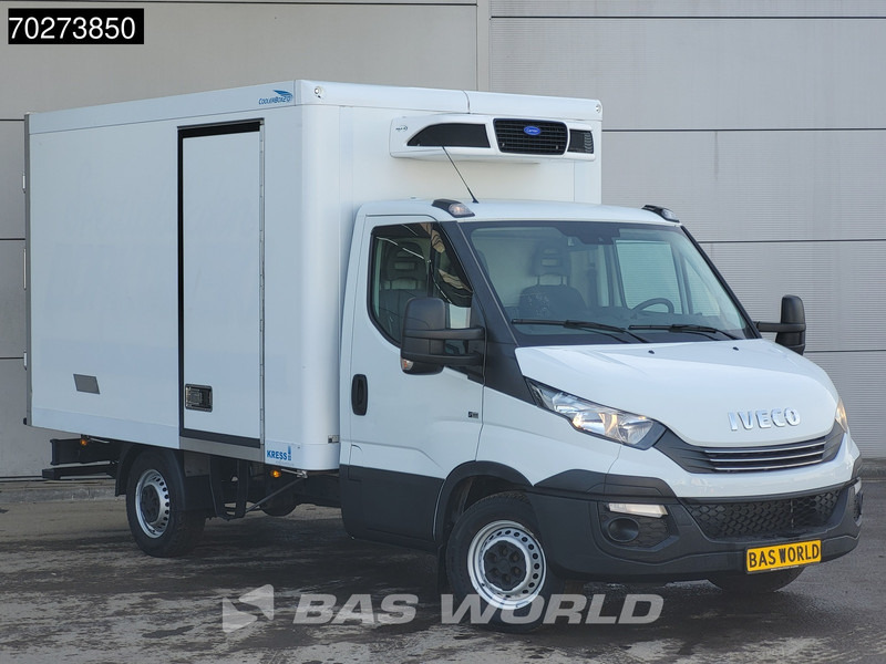 Iveco Daily 35S16 Koelwagen Automaat Carrier Pulsar 400 380V Stekker Airco Cruise Camera Koel Koeler Kühlwagen Kühlkoffer 12m3 Airco Cruise - Furgone frigo: foto 2 Iveco Daily 35S16 Koelwagen Automaat Carrier Pulsar 400 380V Stekker Airco Cruise Camera Koel Koeler Kühlwagen Kühlkoffer 12m3 Airco Cruise - Furgone frigo: foto 2