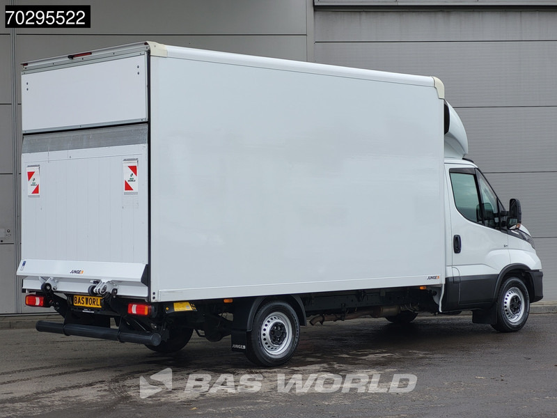 Iveco Daily 35S16 Laadklep Automaat Bakwagen 160PK Airco Camera Euro6 Meubelbak Koffer 21m3 Airco - Furgone box: foto 2 Iveco Daily 35S16 Laadklep Automaat Bakwagen 160PK Airco Camera Euro6 Meubelbak Koffer 21m3 Airco - Furgone box: foto 2