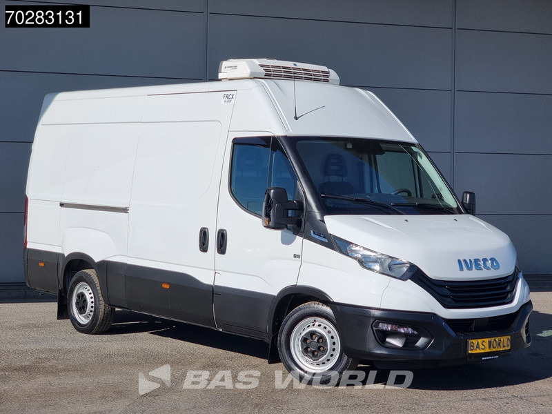 Iveco Daily 35S16 SCHADE/DAMAGE! Koelwagen Vriezer Automaat Thermo King V-300 MAX Airco Cruise Parkeersensoren Kühl Kühler Koel Koeler Kühlw - Furgone frigo: foto 5 Iveco Daily 35S16 SCHADE/DAMAGE! Koelwagen Vriezer Automaat Thermo King V-300 MAX Airco Cruise Parkeersensoren Kühl Kühler Koel Koeler Kühlw - Furgone frigo: foto 5