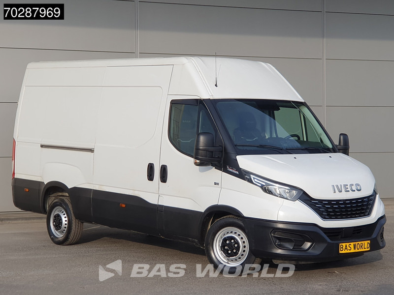 Iveco Daily 35S18 3.0L Automaat L2H2 3,5t Trekhaak 180PK LED Navi Airco Cruise Camera Euro6 L2 12m3 Airco Trekhaak Cruise control - Furgone chiuso: foto 5 Iveco Daily 35S18 3.0L Automaat L2H2 3,5t Trekhaak 180PK LED Navi Airco Cruise Camera Euro6 L2 12m3 Airco Trekhaak Cruise control - Furgone chiuso: foto 5