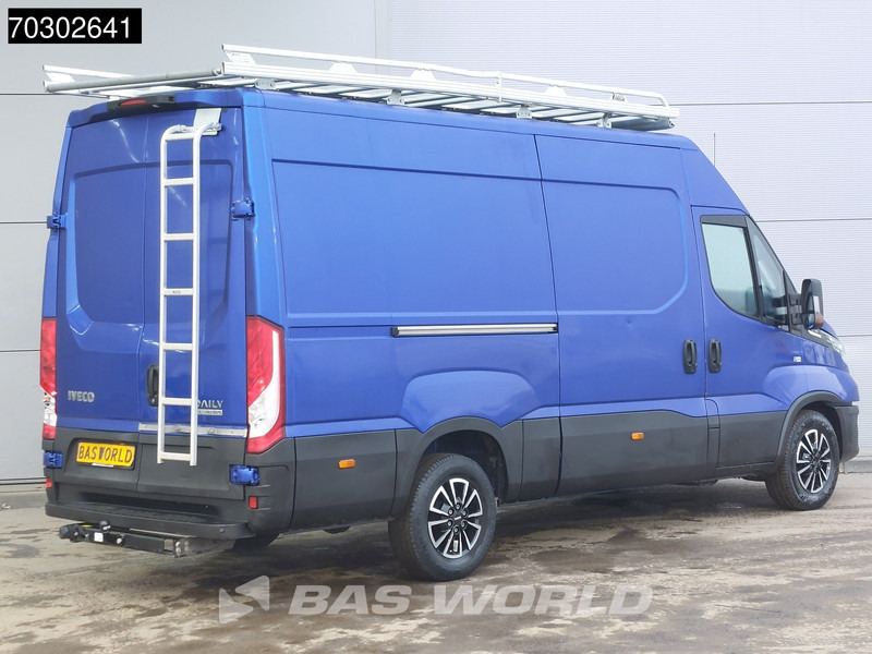 Iveco Daily 35S18 3.0L Automaat L2H2 3,5t Trekhaak 180PK Navi Airco Cruise Camera Parkeersensoren Imperiaal Velgen Euro6 L2 Airco Trekhaak C - Furgone chiuso: foto 5 Iveco Daily 35S18 3.0L Automaat L2H2 3,5t Trekhaak 180PK Navi Airco Cruise Camera Parkeersensoren Imperiaal Velgen Euro6 L2 Airco Trekhaak C - Furgone chiuso: foto 5