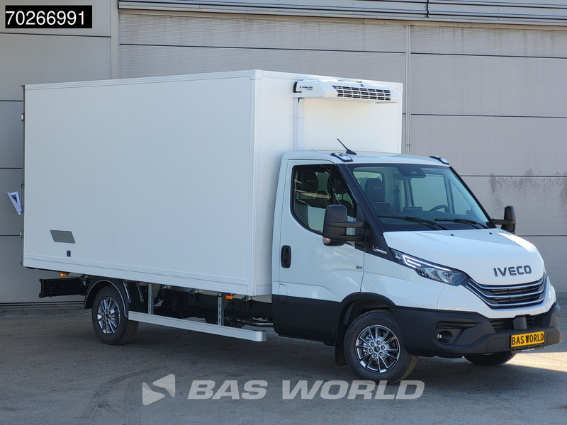 Iveco Daily 35S18 3.0L Koelwagen Vriezer Thermoking V-200 MAX 220V stekker -18 LED Navi Airco ACC Koel Koeler Kühler Kühlwagen Kühlkoffer Vr - Furgone frigo: foto 5 Iveco Daily 35S18 3.0L Koelwagen Vriezer Thermoking V-200 MAX 220V stekker -18 LED Navi Airco ACC Koel Koeler Kühler Kühlwagen Kühlkoffer Vr - Furgone frigo: foto 5