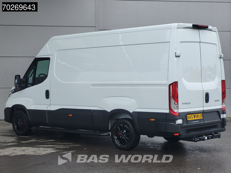 Iveco Daily 35S21 3.0L Automaat Black Edition 2025 model L2H2 Trekhaak Tacho ACC LED CarPlay Velgen Camera 12m3 Airco Trekhaak - Furgone chiuso: foto 2 Iveco Daily 35S21 3.0L Automaat Black Edition 2025 model L2H2 Trekhaak Tacho ACC LED CarPlay Velgen Camera 12m3 Airco Trekhaak - Furgone chiuso: foto 2