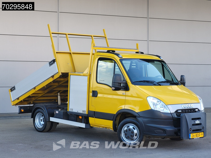 Iveco Daily 50C15 3.0L Kipper met Kist Dubbellucht 3,5t Trekhaak Kieper Tipper Benne Trekhaak - Furgone ribaltabile: foto 3 Iveco Daily 50C15 3.0L Kipper met Kist Dubbellucht 3,5t Trekhaak Kieper Tipper Benne Trekhaak - Furgone ribaltabile: foto 3
